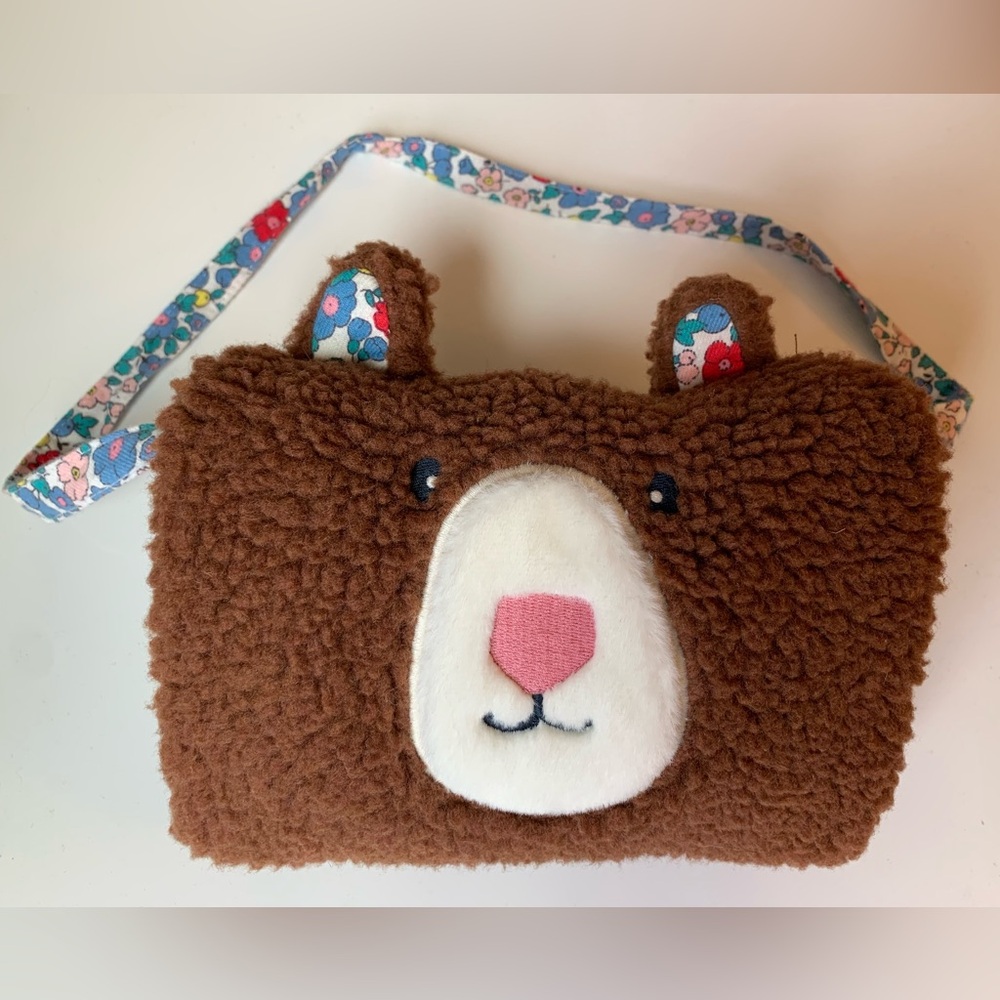 Mini Boden hand warmer. Cute bear face on sherpa material, ditsy pattern inside